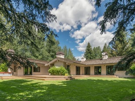 <strong>100 Graduate Dr, Ketchum ID</strong>, is a Single Family home that contains 3722 sq ft and was built in 1989. . Zillow ketchum idaho